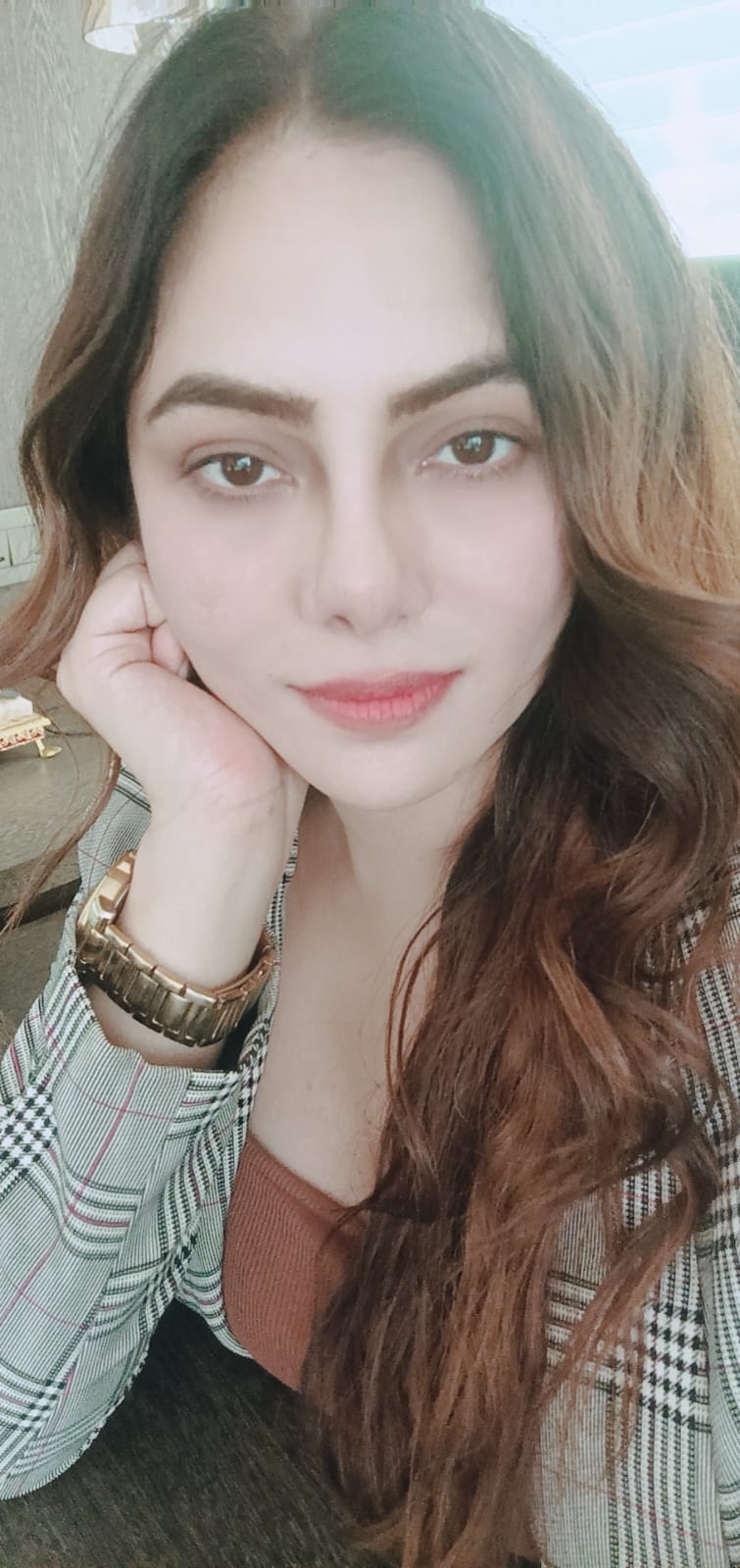 Vibha Jain, regression therapist and hypnotherapist available for consultation in Mumbai